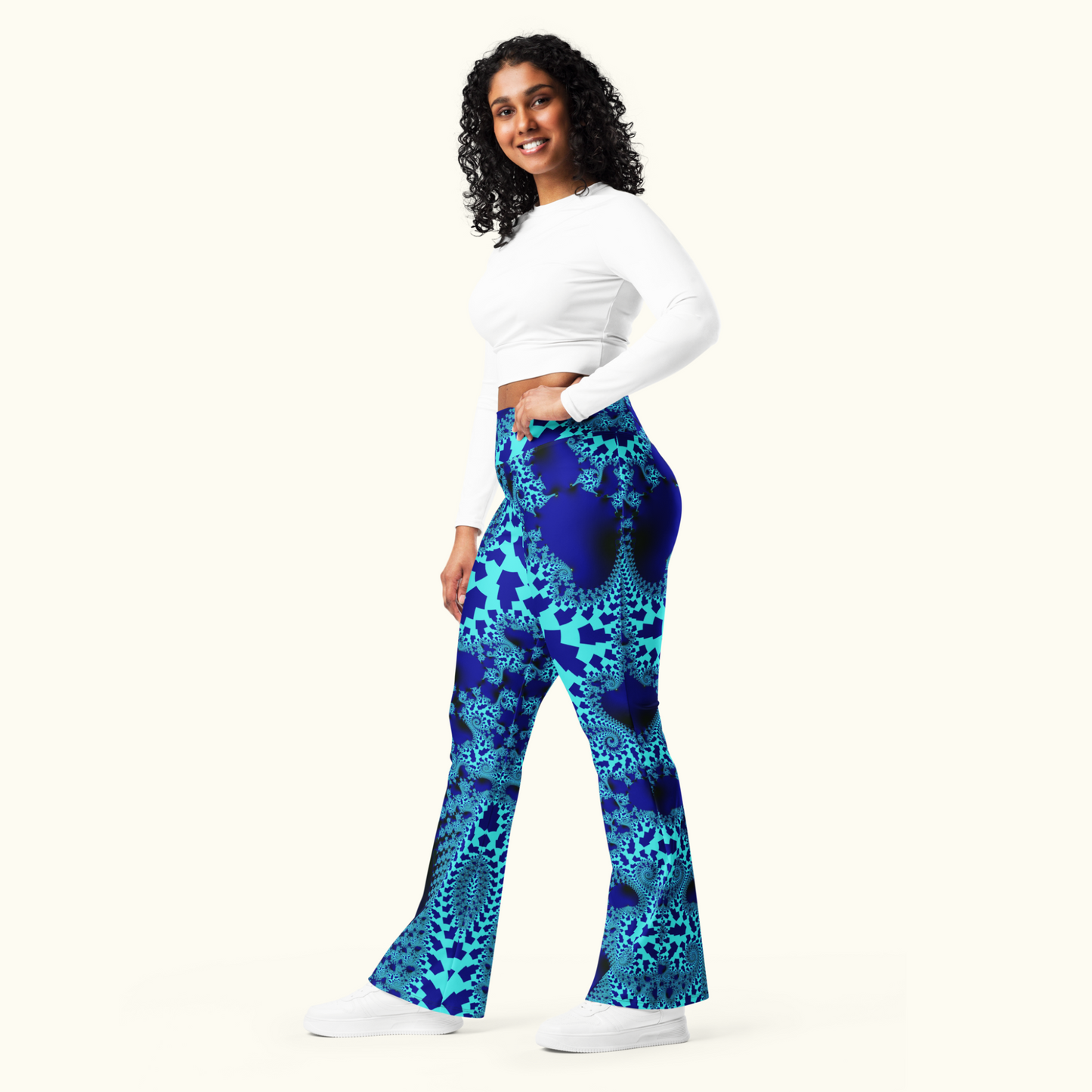 Electric Tide Flare Leggings